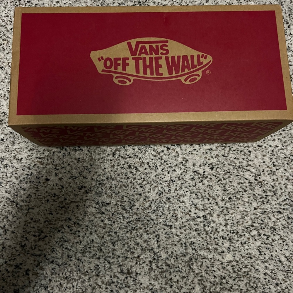 Vans women’s Black lace up Canvas Sneakers - Picture 5 of 7